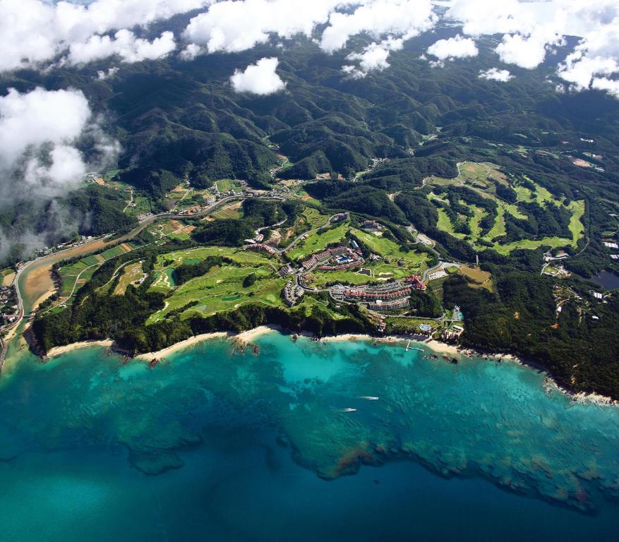 Kanucha Bay Hotel & Villas Nago Eksteriør billede